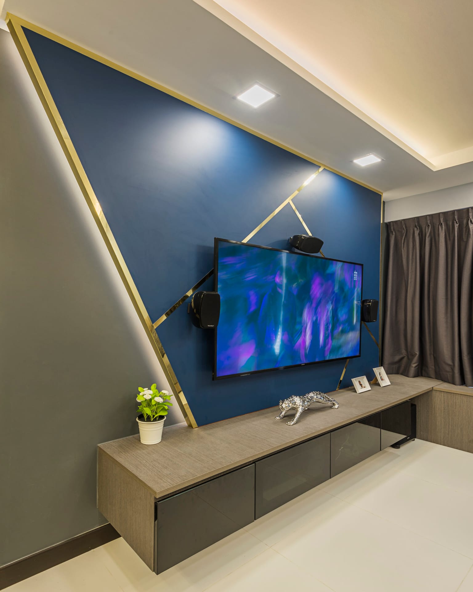 Sengkang BTO open plan kitchen and living integration at 470A Fernvale Link